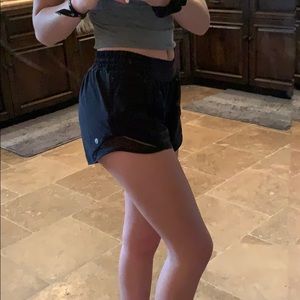 Lululemon Black 4” Hotty Hot shorts